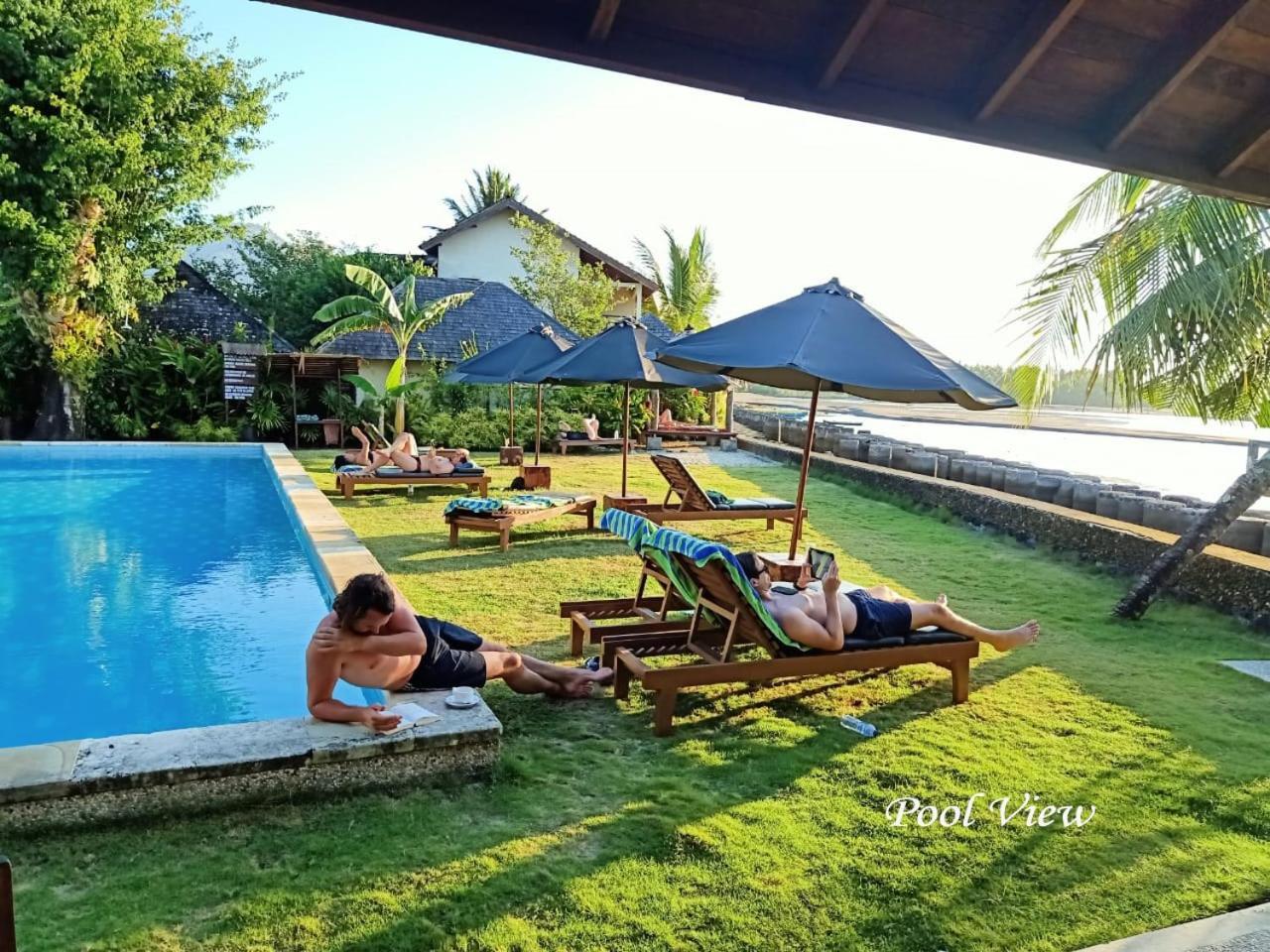 Resort Cocotinos Manado